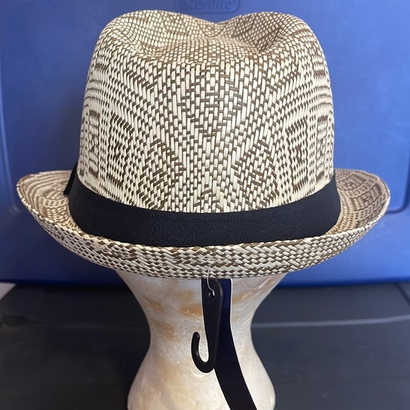 Stylish D&Y Fedora - Picture 3 of 4